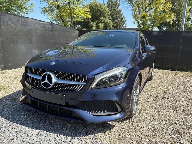Bleu Utilisé 2017 Mercedes A180 AMG Berline | 13 490 € (Prix juste) - Image 1/4