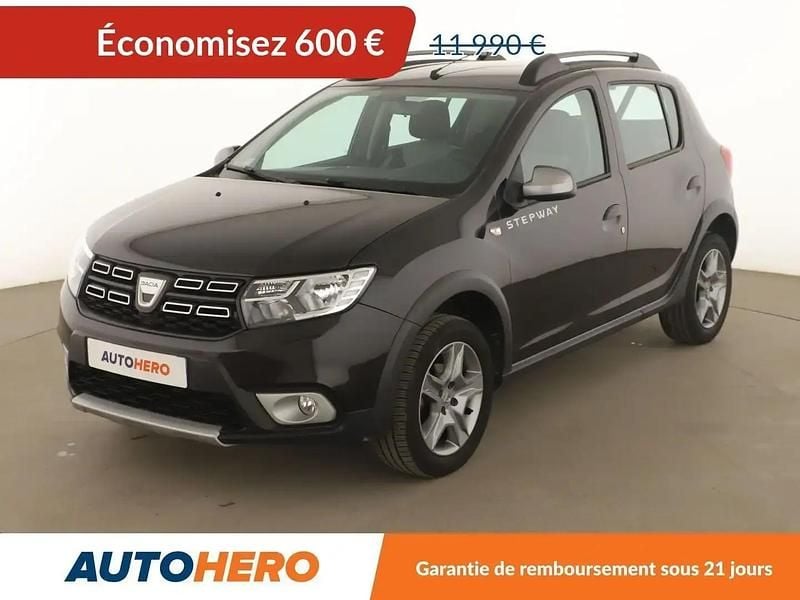 Noir Utilisé 2019 Dacia Sandero Stepway Citadine | 11 390 € (Bon prix) - Image 1/2