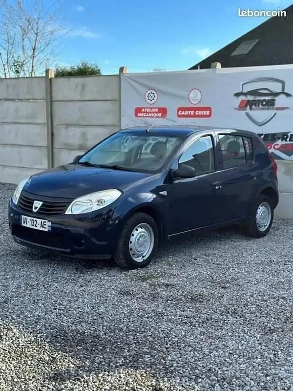 Bleu Utilisé 2010 Dacia Sandero Citadine | 2 990 € (Bon prix) - Image 1/4