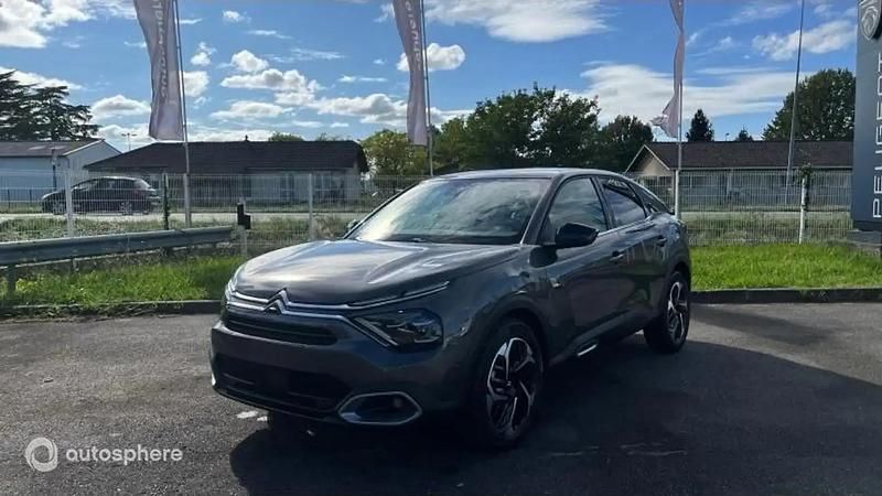 Gris Nouvelle 2024 Citroën C4 Berline | 23 799 € (Prix assez cher) - Image 1/4