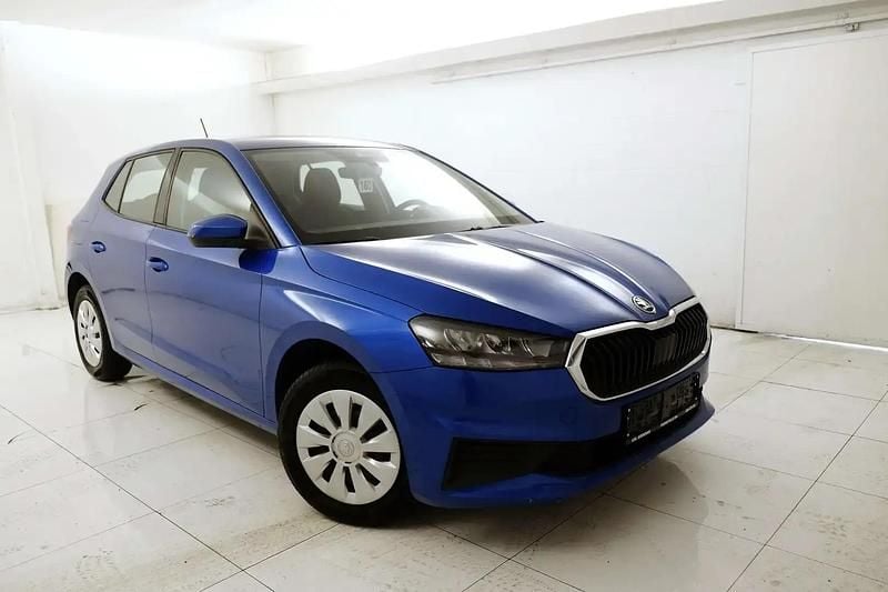 Bleu Utilisé 2023 Skoda Fabia Berline | 13 995 € (Super prix) - Image 1/4