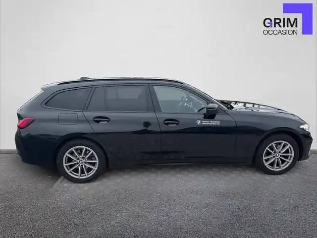 Occasion BMW 318 Comfort Edition 156 ch (114 kW) 2025 Saphirschwarz metallise Break