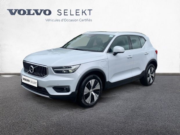 Utilisé 2021 Volvo XC40 Business Edition SUV | 27 900 € (Prix juste) - Image 1/4