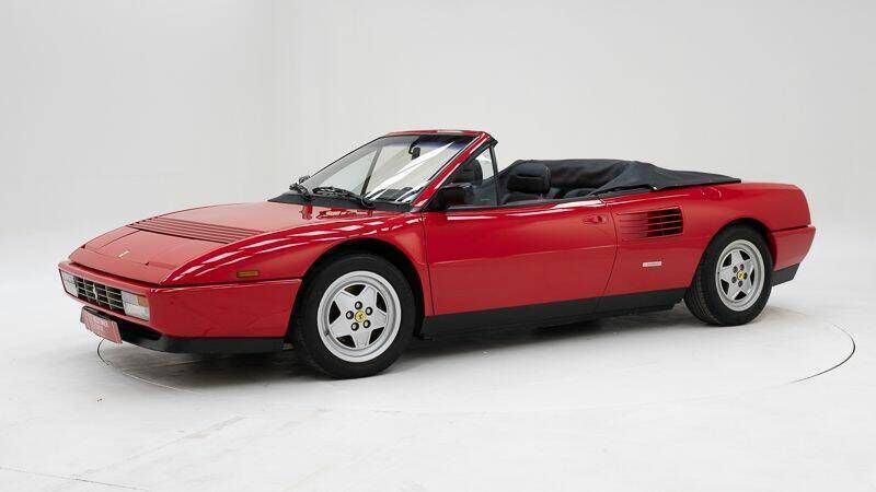 Rouge Utilisé 1991 Ferrari Mondial Cabriolet | 69 950 € - Image 1/4