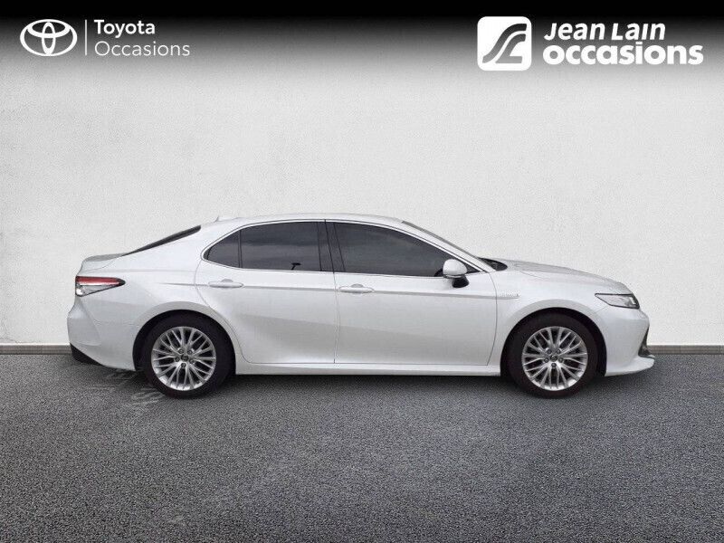 Occasion Toyota Camry Lounge 177 ch (130 kW) 2019 Blanc Berline