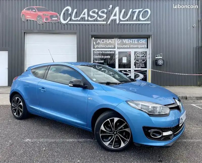 Bleu Utilisé 2014 Renault Mégane III Bose Edition Berline | 8 490 € (Prix juste) - Image 1/4