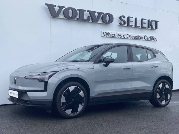Gris Utilisé 2024 Volvo EX30 Ultra SUV | 39 500 € (Prix assez cher) - Image 1/4