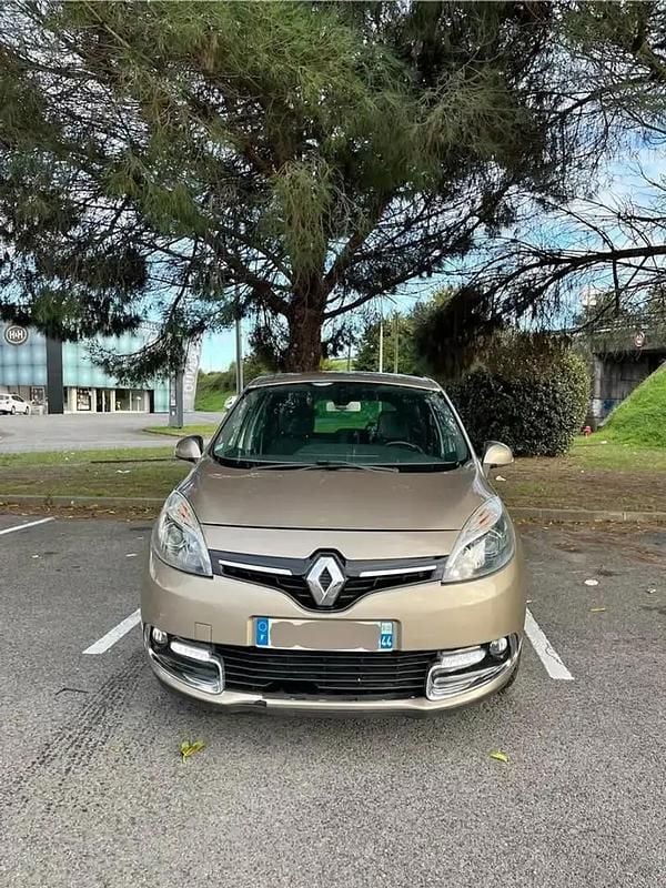 Beige Utilisé 2016 Renault Grand Scénic IV Monospace | 7 200 € - Image 1/4