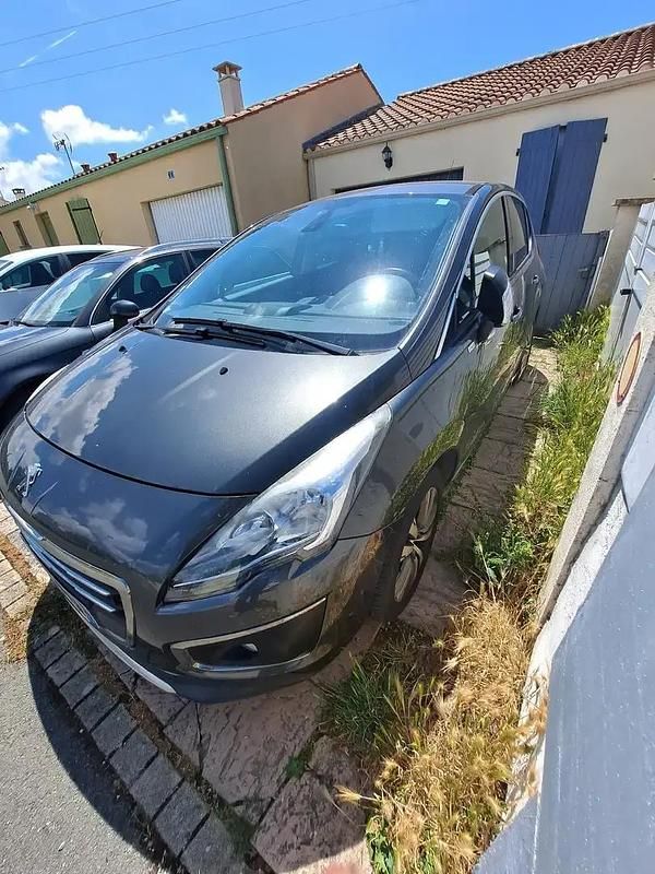 Utilisé 2016 Peugeot 3008 Style SUV | 11 000 € (Super prix) - Image 1/4
