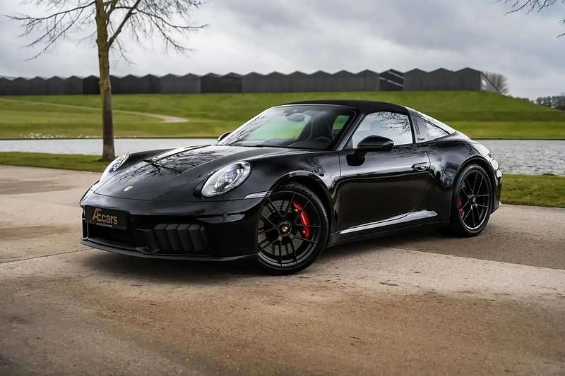 Noir Occasion 2025 Porsche 911 Targa 4 Cabriolet | 189 950 € - Image 1/4