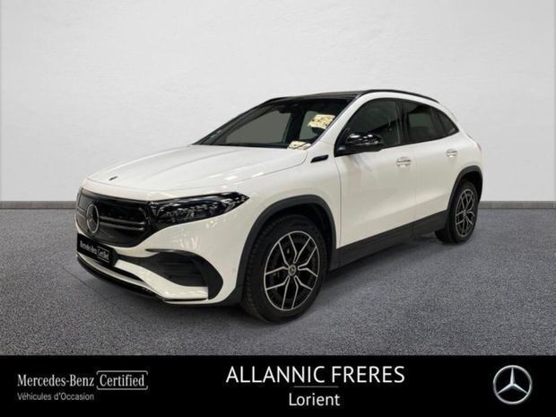 Blanc Utilisé 2021 Mercedes EQA250 AMG line SUV | 31 390 € (Prix juste) - Image 1/4