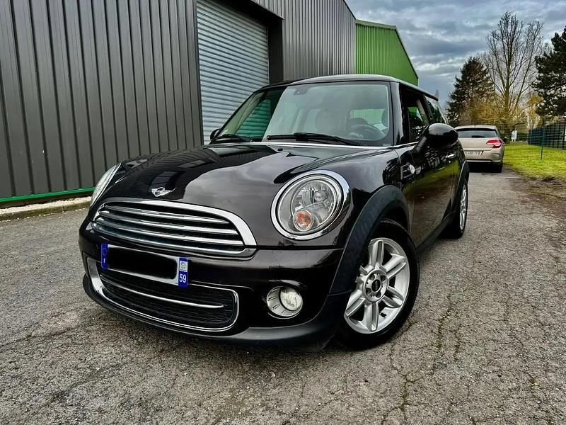 Utilisé 2014 Mini Cooper D Hatch Citadine | 7 990 € (Prix juste) - Image 1/4