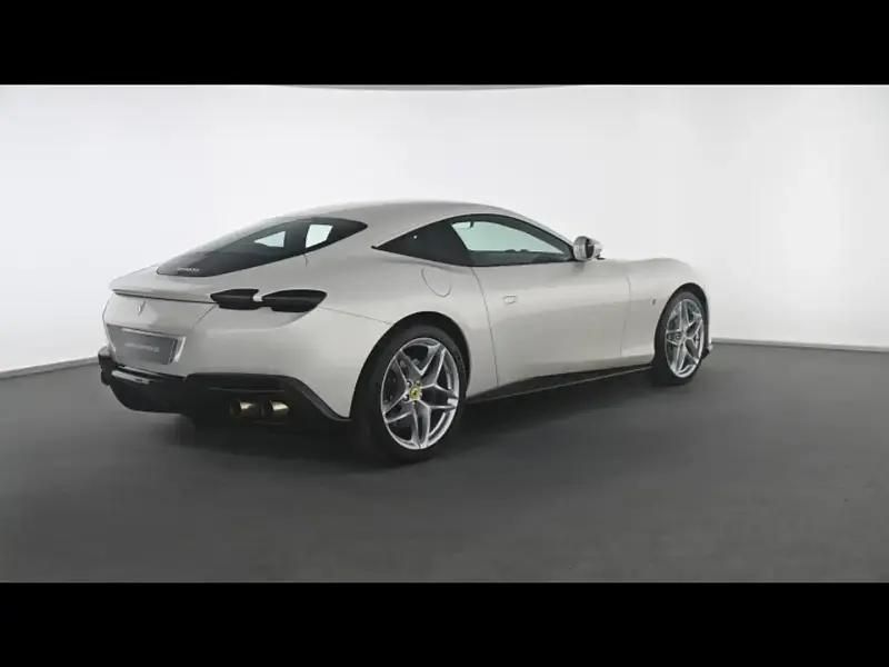 Image 2/4
