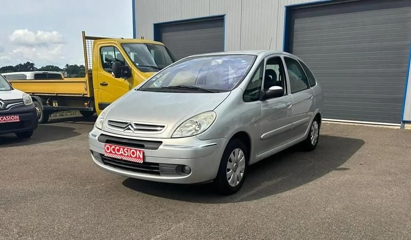 Gris Utilisé 2005 Citroën Xsara Picasso Monospace | 2 990 € - Image 1/4