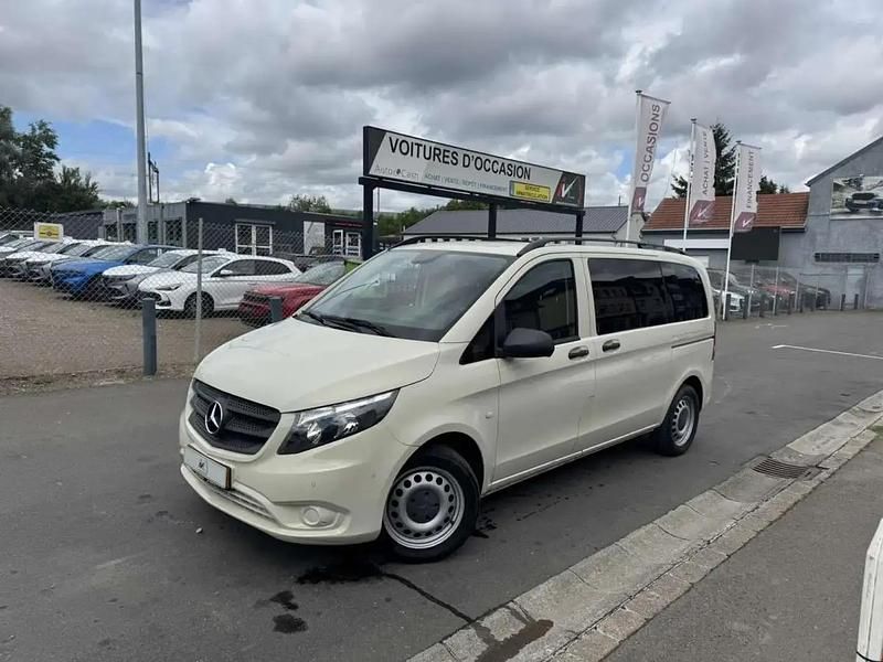 Gris Utilisé 2016 Mercedes Vito Monospace | 25 900 € (Super prix) - Image 1/4