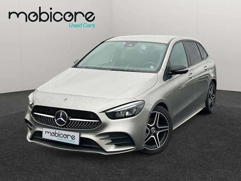 Gris Occasion 2020 Mercedes B200 AMG Line Premium Monospace | 25 990 € (Prix juste) - Image 1/4