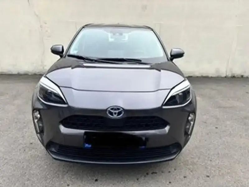 Noir Utilisé 2024 Toyota Yaris Cross SUV | 18 690 € - Image 1/4