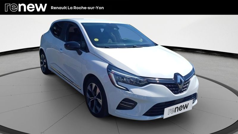 Blanc Utilisé 2023 Renault Clio V Evolution Citadine | 15 890 € (Prix juste) - Image 1/4