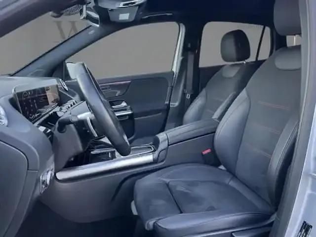 Occasion Mercedes GLA250 AMG line 166 ch (122 kW) 2025 Argent hightech métallisé SUV