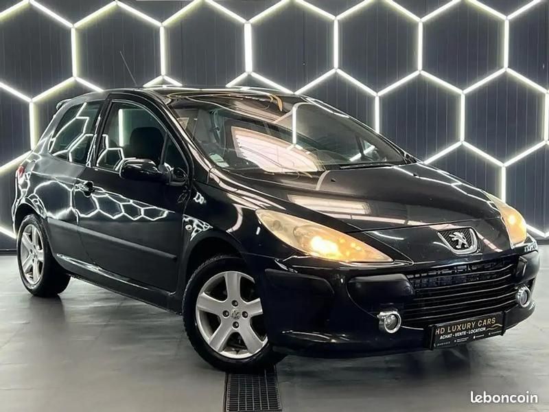 Noir Utilisé 2006 Peugeot 307 Berline | 1 490 € - Image 1/4