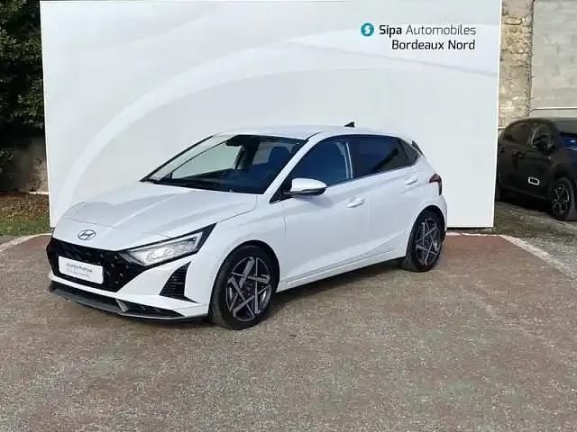 Blanc Utilisé 2025 Hyundai i20 Berline | 20 990 € (Prix juste) - Image 1/4