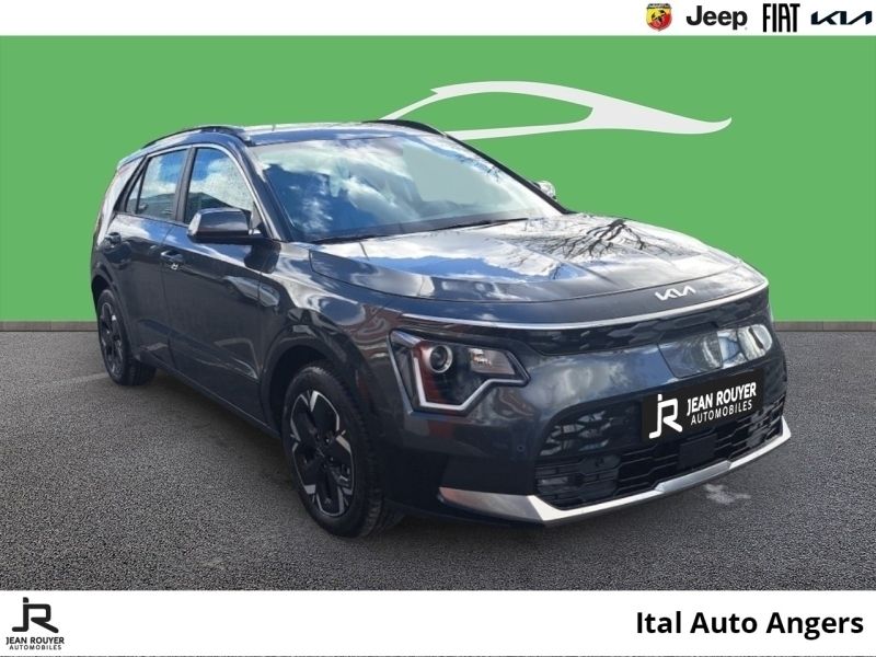 Gris Utilisé 2024 Kia e-Niro 2 SUV | 33 950 € (Prix cher) - Image 1/3