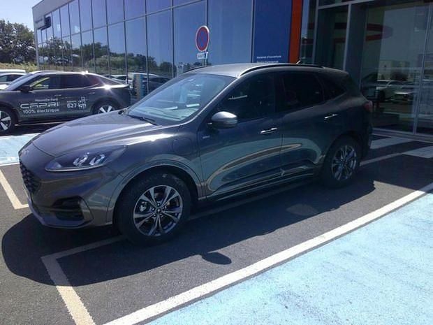 Gris Occasion 2024 Ford Kuga ST-Line SUV | 34 990 € (Prix cher) - Image 1/4