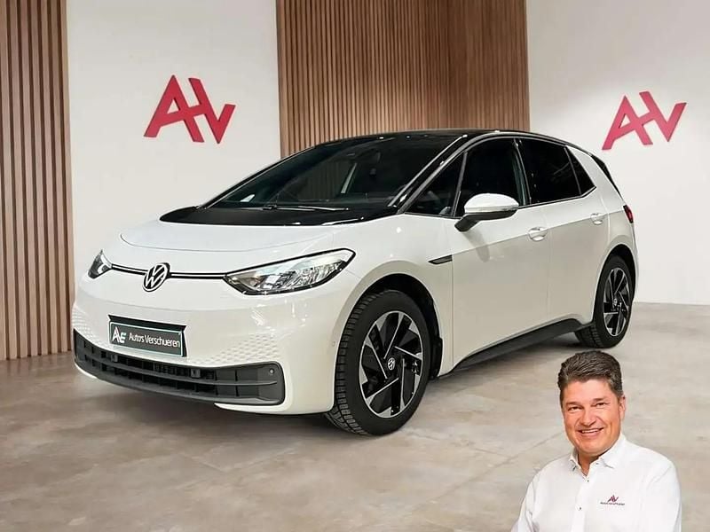 Blanc Utilisé 2023 VW ID.3 Active Citadine | 33 990 € (Prix cher) - Image 1/4