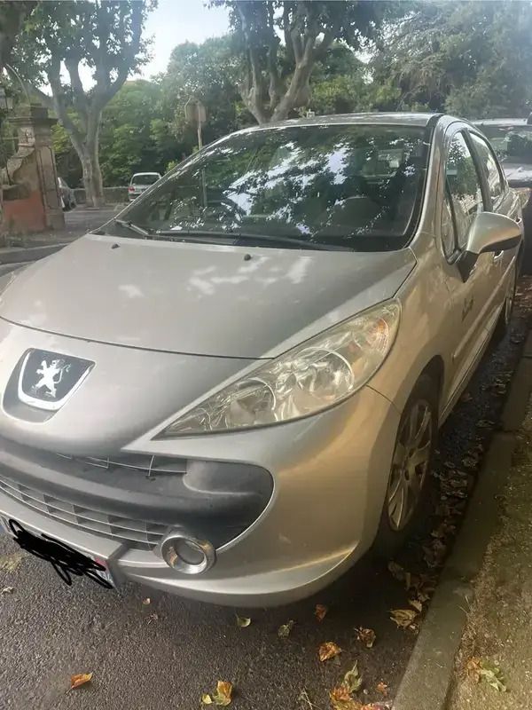 Utilisé 2008 Peugeot 207 Sport Berline | 5 500 € (Prix juste) - Image 1/4