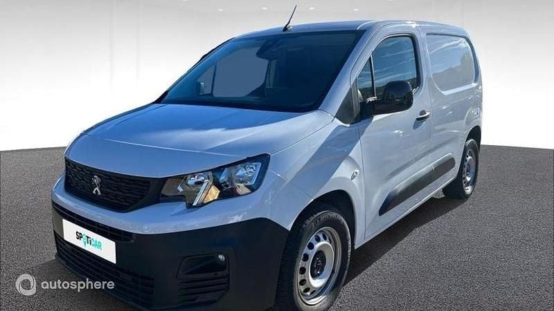 Blanc Utilisé 2023 Peugeot Partner S Van | 17 990 € (Prix juste) - Image 1/4