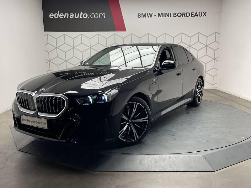 Occasion 2025 BMW 530e M Sport Berline | 69 900 € (Prix juste) - Image 1/4