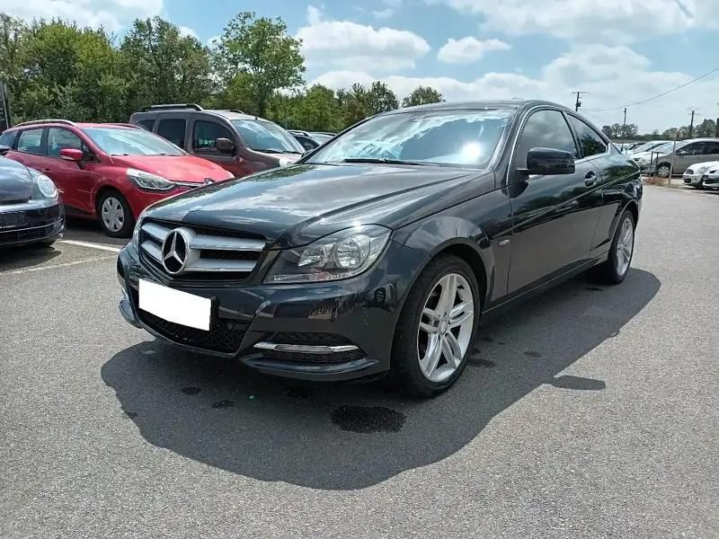 Noir Utilisé 2013 Mercedes C220 Coupé | 15 990 € (Prix juste) - Image 1/4