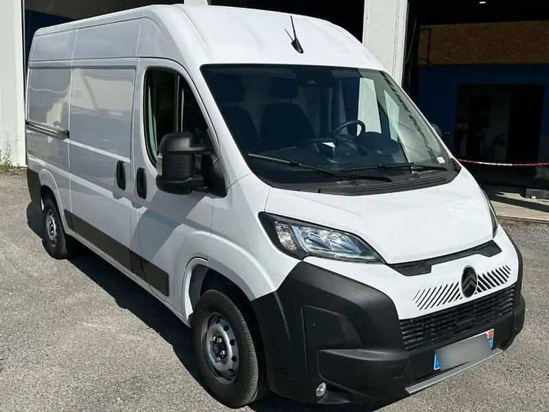 Blanc Nouvelle 2025 Citroën Jumper Monospace | 29 880 € (Bon prix) - Image 1/4