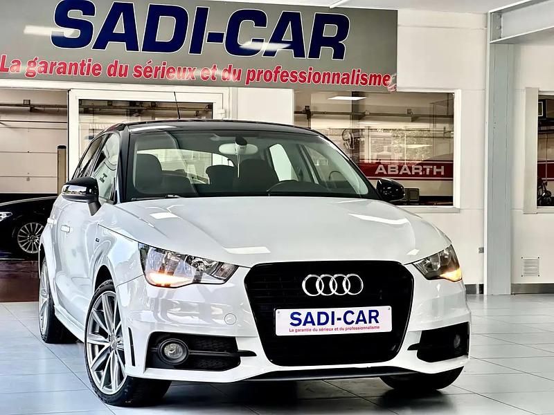 Blanc Utilisé 2013 Audi A1 Sportback Ambition Citadine | 7 490 € (Prix juste) - Image 1/4