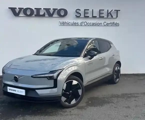 Gris brume Nouvelle 2025 Volvo EX30 SUV | 37 990 € (Bon prix) - Image 1/4