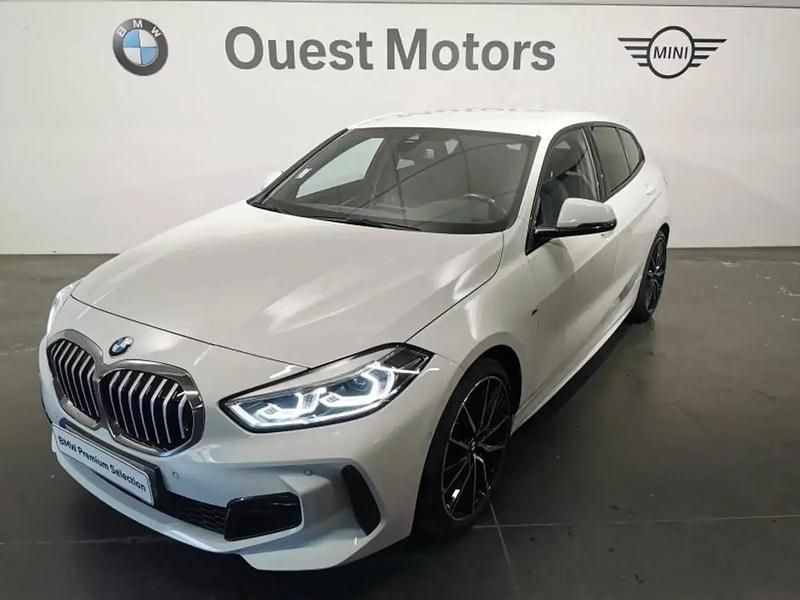 Blanc Utilisé 2021 BMW 118 M Sport Citadine | 29 790 € (Prix juste) - Image 1/4