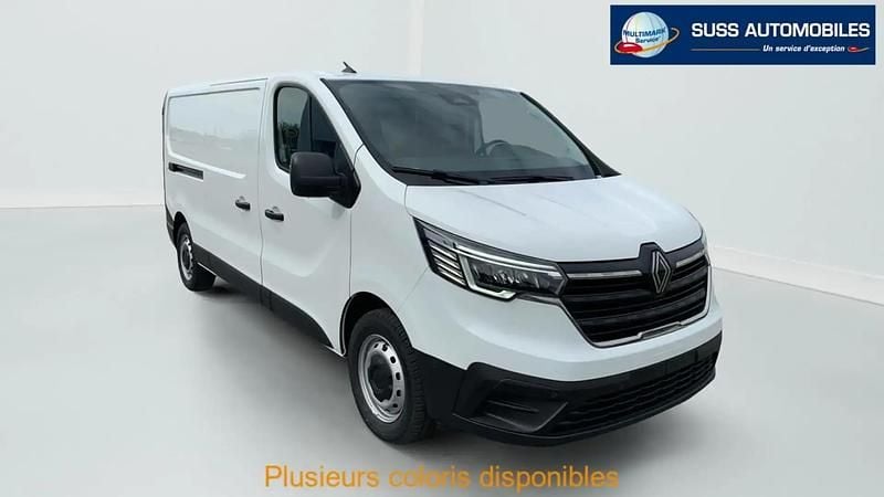 Blanc Nouvelle 2025 Renault Trafic Van | 33 571 € (Prix juste) - Image 1/4