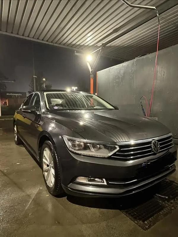 Occasion 2019 VW Passat Berline | 15 490 € (Prix juste) - Image 1/4