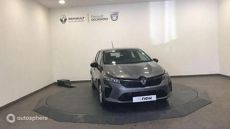 Orange Utilisé 2024 Renault Clio V Evolution Berline | 19 999 € (Prix juste) - Image 1/4