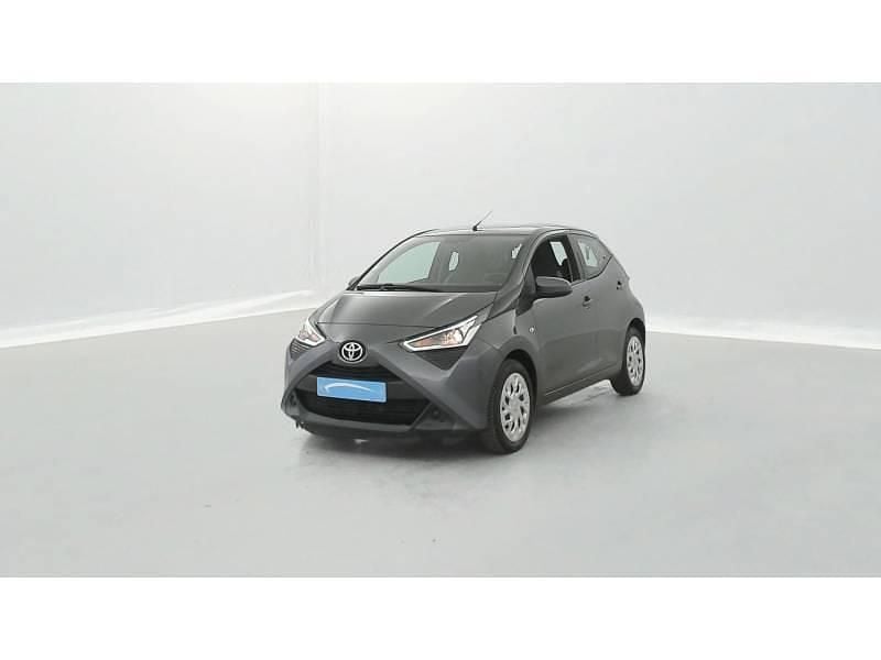 Gris Occasion 2021 Toyota Aygo X-play Citadine | 12 650 € (Prix juste) - Image 1/4