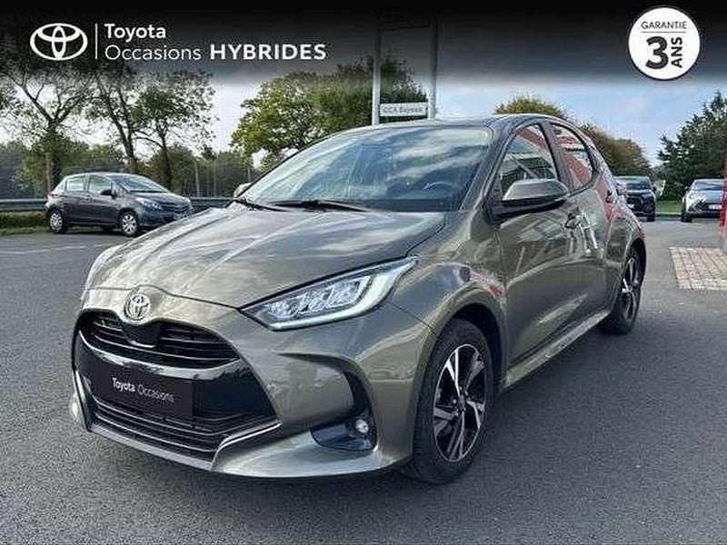 Utilisé 2024 Toyota Yaris Hybrid Design Berline | 20 980 € (Prix juste) - Image 1/1