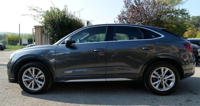 Utilisé 2020 Audi Q3 Sportback S-Line SUV | 37 990 € (Prix juste) - Image 1/4