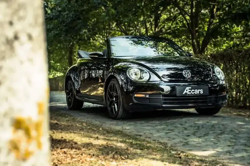 Noir Utilisé 2016 VW Beetle Cabriolet | 19 950 € (Prix juste) - Image 1/4