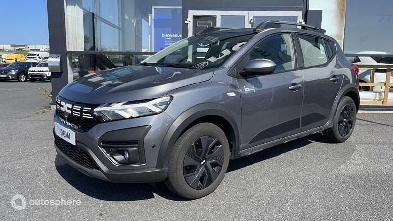 Gris Nouvelle 2024 Dacia Sandero Expression Citadine | 16 999 € - Image 1/4