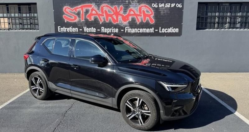 Noir Utilisé 2023 Volvo XC40 SUV | 28 990 € (Prix juste) - Image 1/4