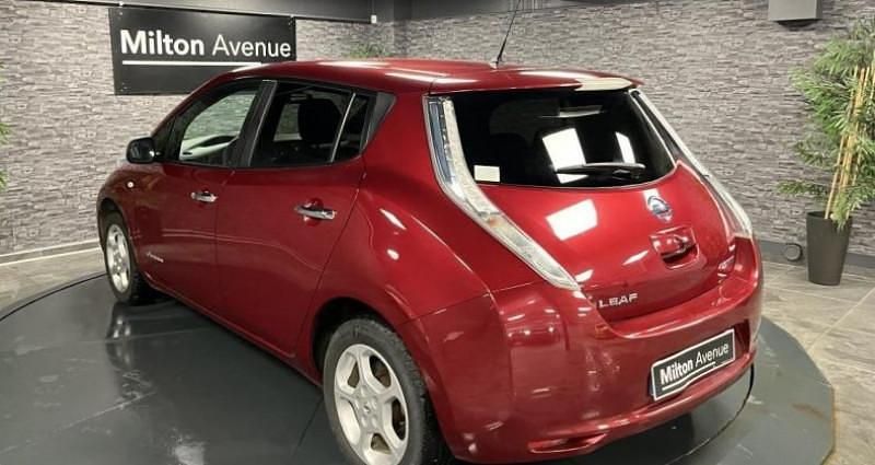 Occasion Nissan Leaf Visia 80 kW (109 ch) 2017 Rouge Citadine