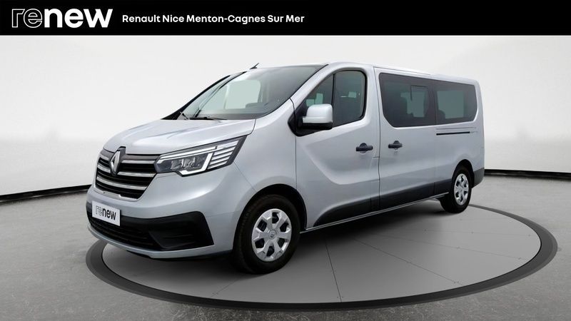 Gris Utilisé 2022 Renault Trafic Intens Van | 31 999 € (Prix assez cher) - Image 1/4