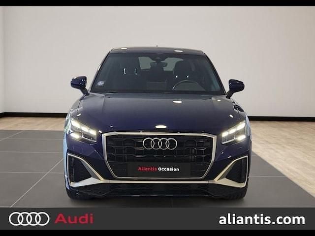 Bleu navarre métallisé Utilisé 2022 Audi Q2 S-Line SUV | 29 980 € (Prix juste) - Image 1/4