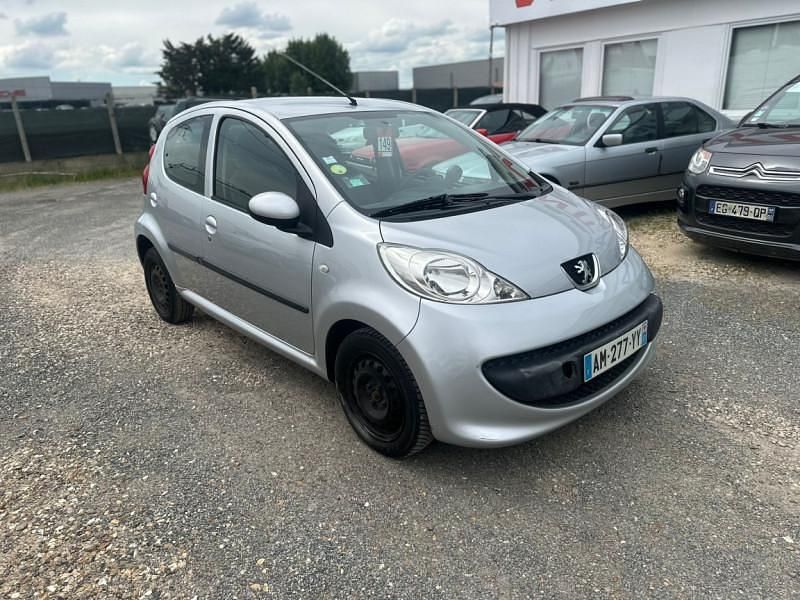 Occasion 2008 Peugeot 107 Citadine | 2 250 € - Image 1/3