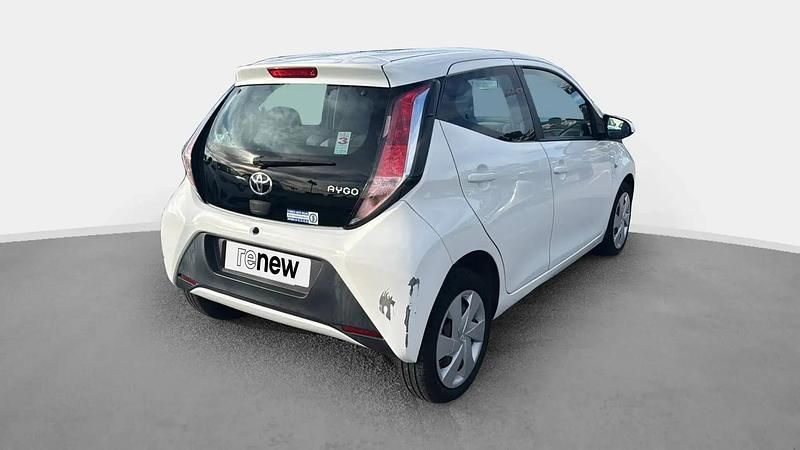 Occasion Toyota Aygo 69 ch (50 kW) 2015 Blanc Citadine